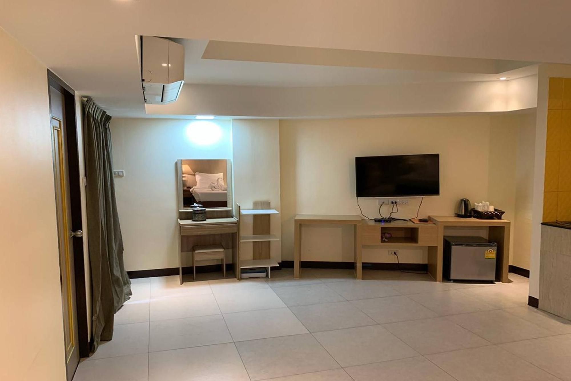 Kim Hotel At Morleng Банкок Екстериор снимка